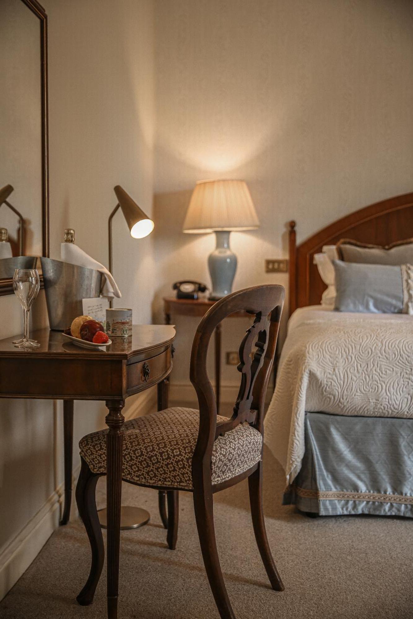 Lucknam Park Hotel Chippenham  Eksteriør bilde