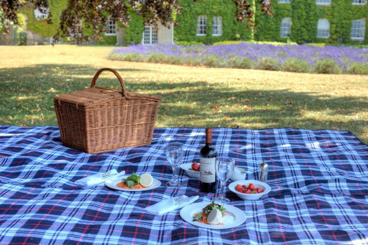 Lucknam Park Hotel Chippenham  Eksteriør bilde